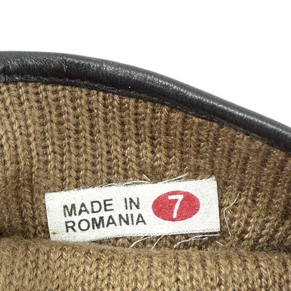 Leather Embellished Driving Gloves Womens Size 7 Black Yellow - Picture 6 of 6